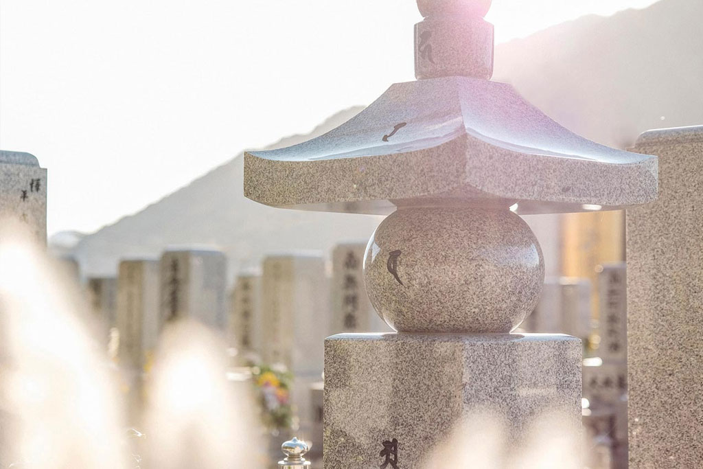 お墓移設のイメージ写真